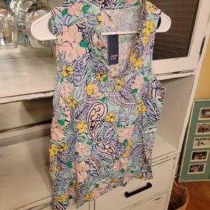 Crown & Ivy floral tank w/ ruffled collar, size M, NWT